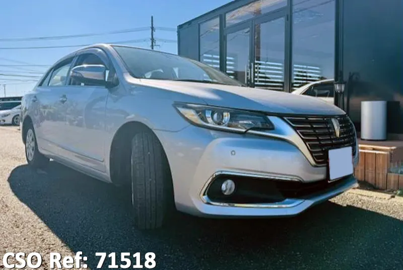 Toyota / Premio 2018