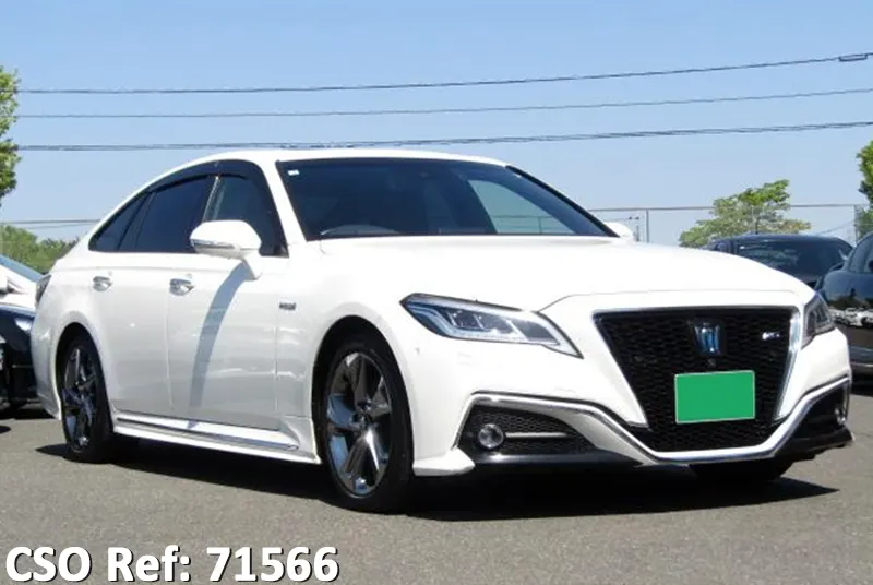 Toyota / Crown 2018