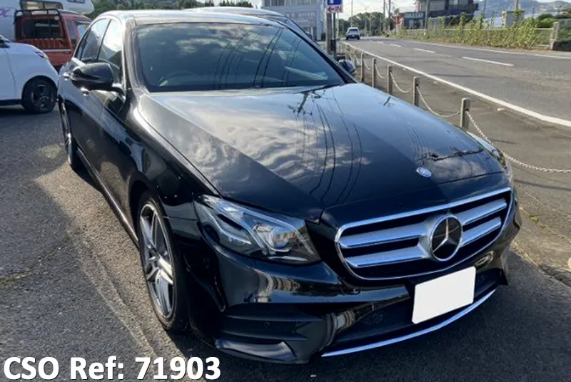 Mercedes Benz / E-CLASS  2017