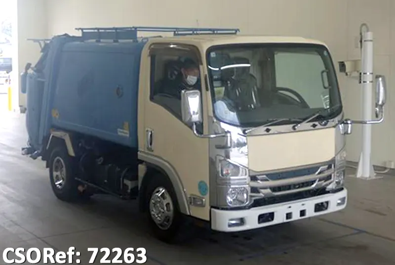 Isuzu / Elf 2013