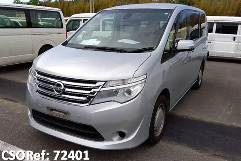 Nissan / Serena 2015