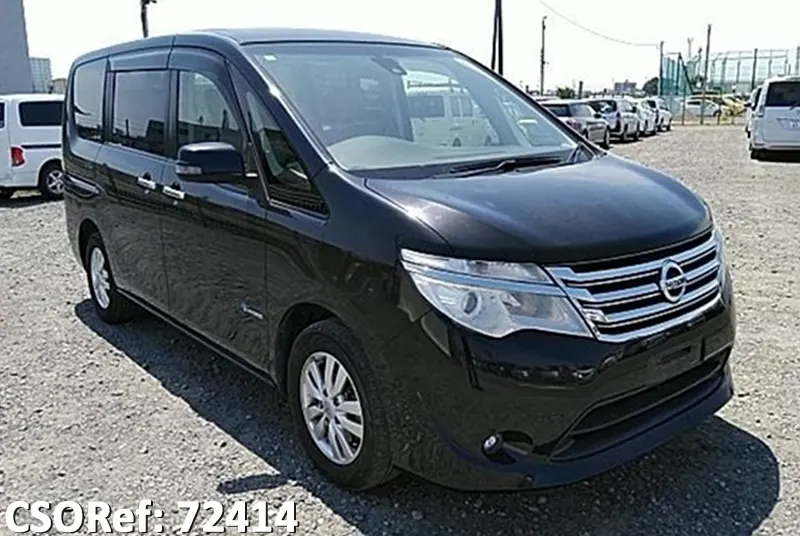 Nissan / Serena 2015