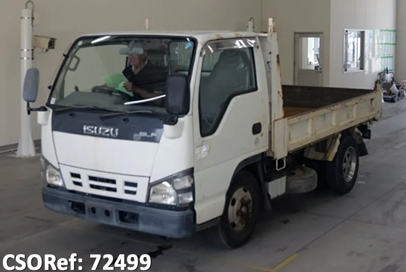 Isuzu elf 2006 White