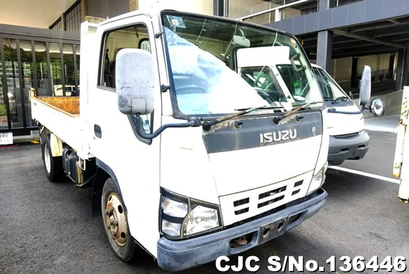 Isuzu elf 2006 White