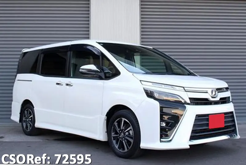 Toyota / Voxy 2017