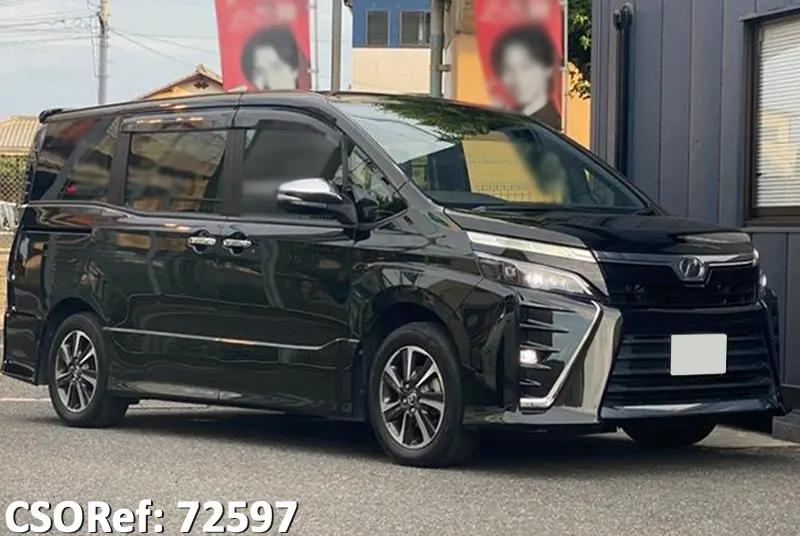 Toyota / Voxy 2018