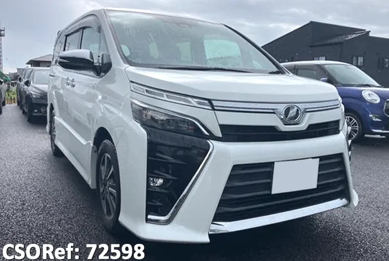 Toyota / Voxy 2018