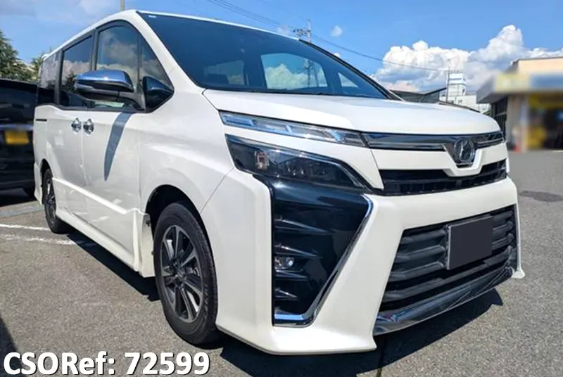 Toyota / Voxy 2018