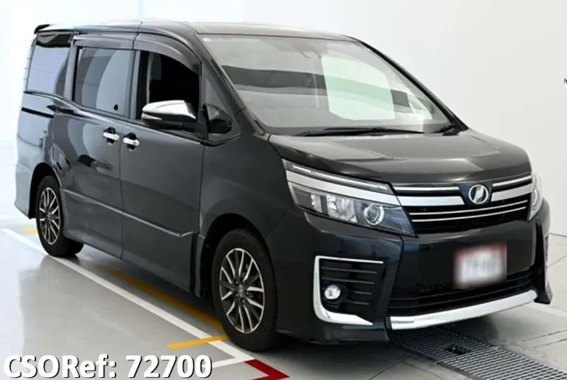 Toyota voxy 2017 Black