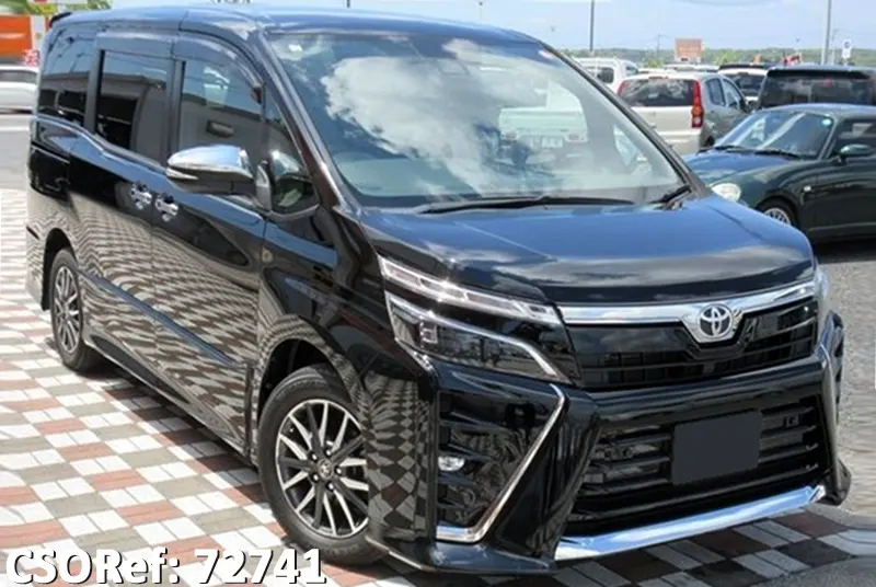 Toyota / Voxy 2020