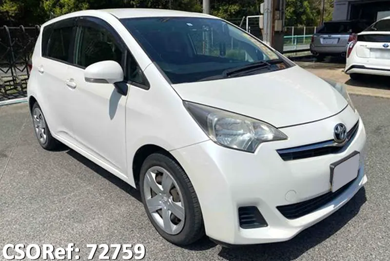 Toyota ractis 2011 Pearl White