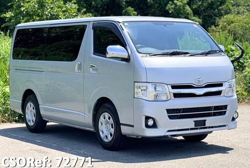 Toyota / Hiace 2012