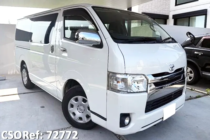 Toyota / Hiace 2013