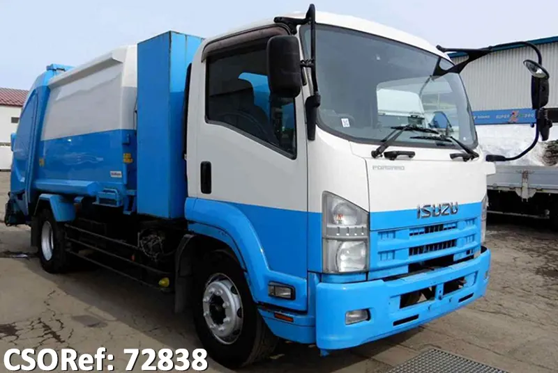 Isuzu forward 2013 Blue