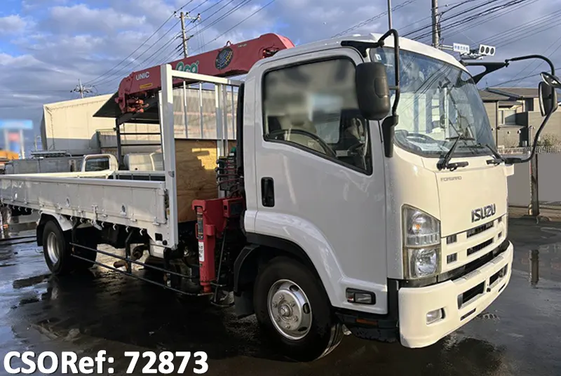 Isuzu forward 2014 White