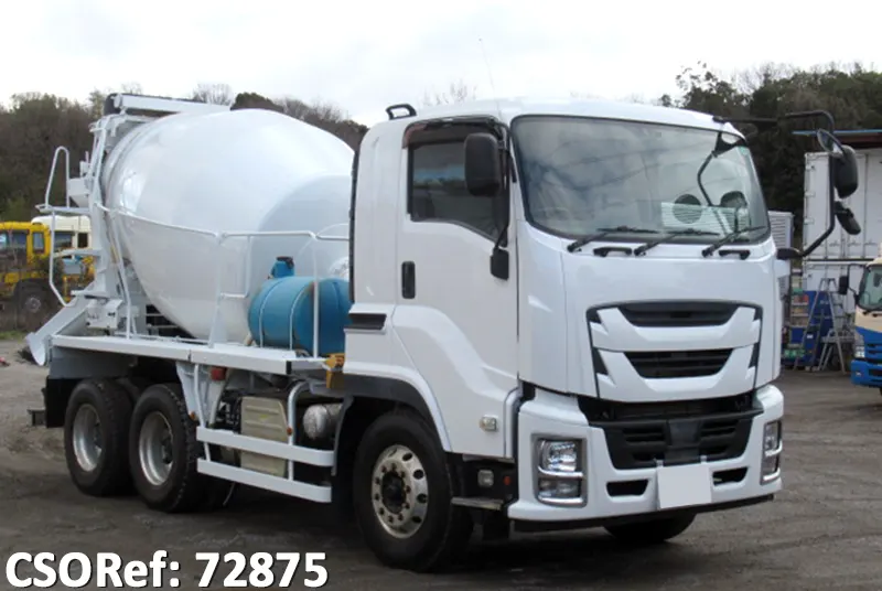 Isuzu giga 2016 White