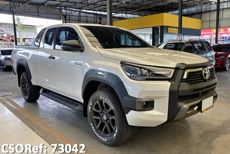 Toyota hilux_revo_rocco 2022 White