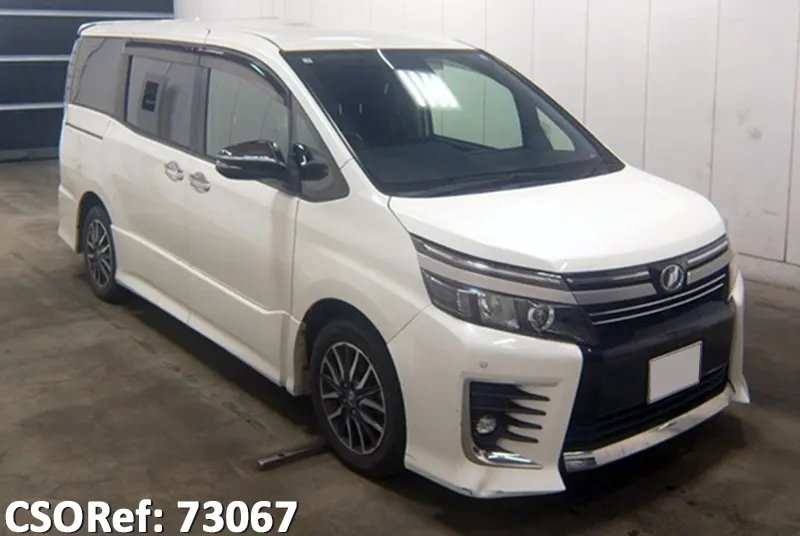Toyota voxy 2017 White