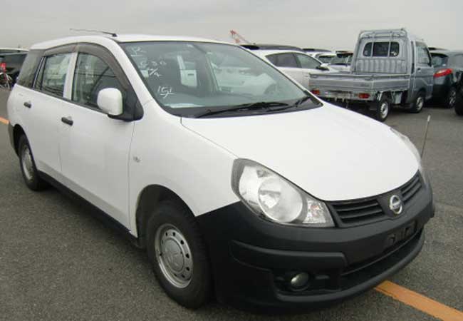 Nissan AD Van