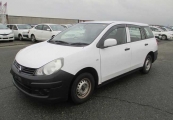 Nissan AD Van