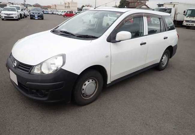 Nissan AD Van